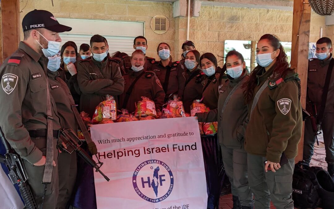 We gave out thousands of Mishloach Manot (Purim Snack Packs) to Soldiers for Purim!